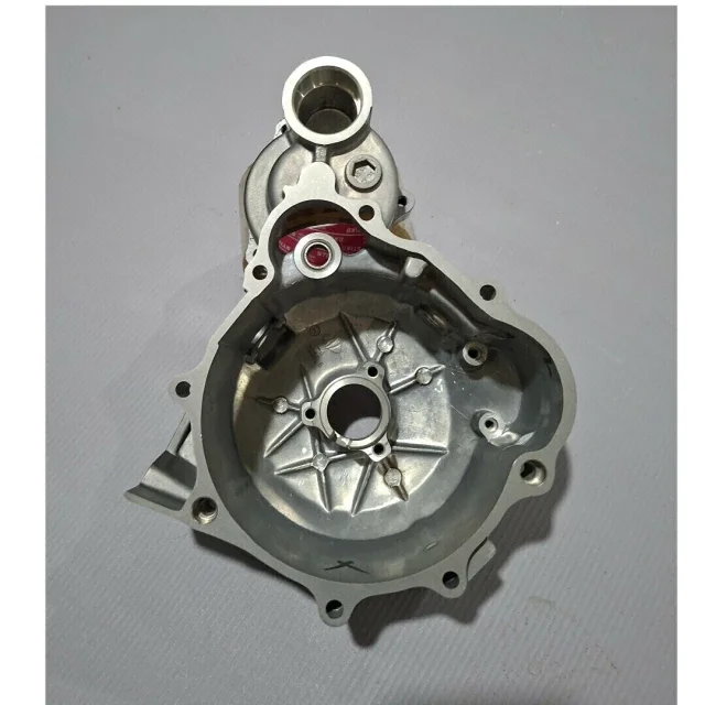 TAPA DE ENCENDIDO HONDA V-MEN 125 2